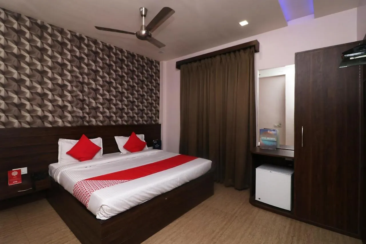 Oyo 22826 Hotel Sheltear & Resturant Agra